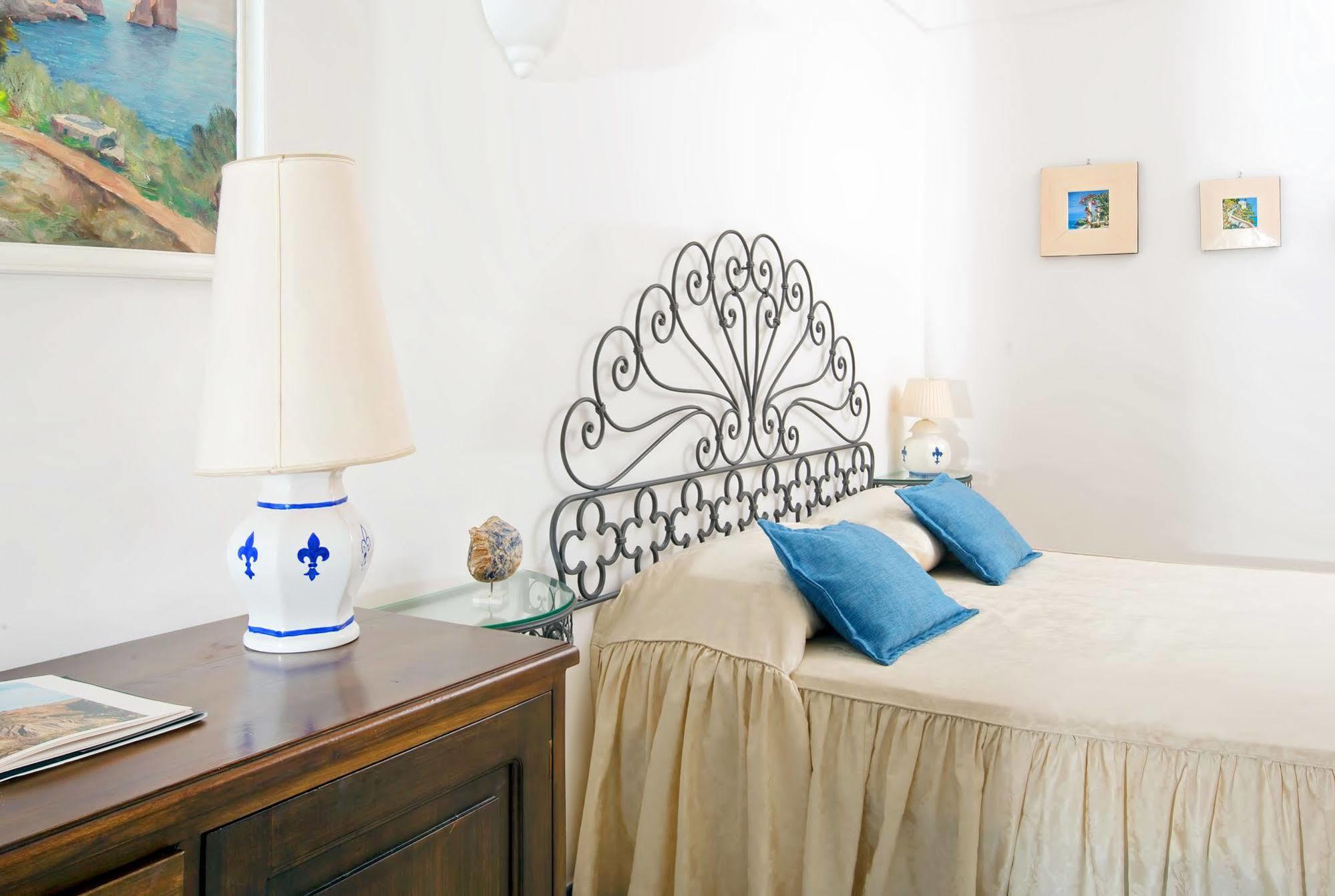 Il Giardino Dell'Arte Bed & Breakfast Anacapri  Exterior photo